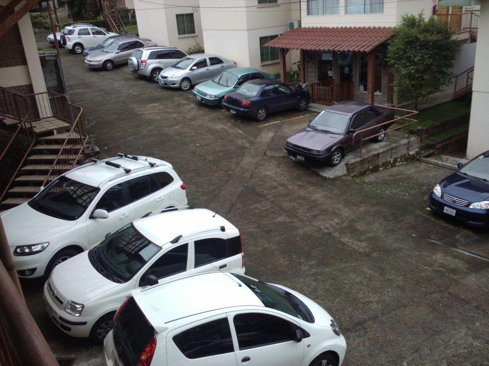 Hotel La Villa Quesada  Kültér fotó