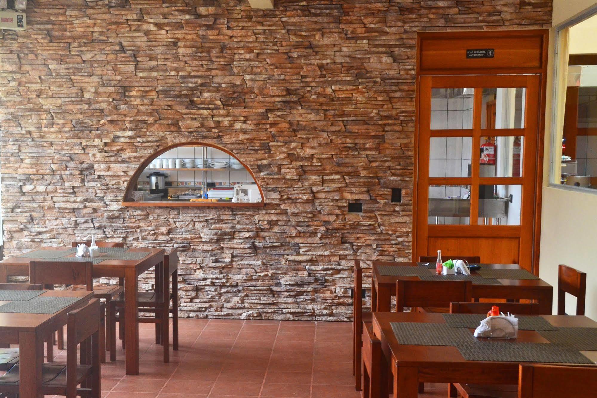 Hotel La Villa Quesada  Kültér fotó